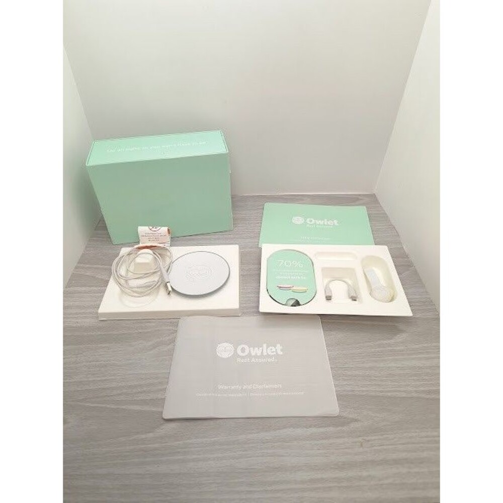 Owlet Smart Sock 2 Mint Green Baby Monitor Heart Rate O2 Sensors W/ 2 Socks
